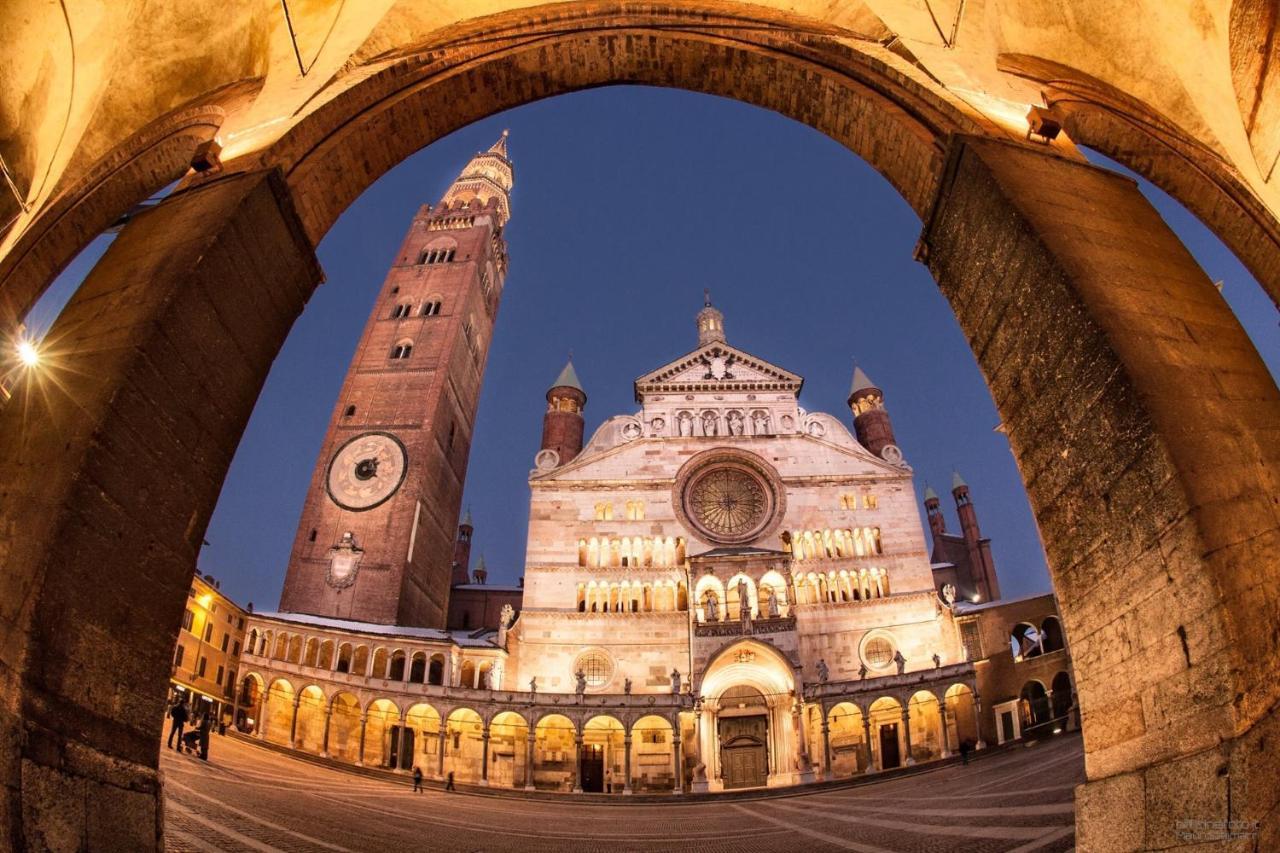 Appartamento Andrea Amati Nel Cuore Di Cremona Exteriér fotografie